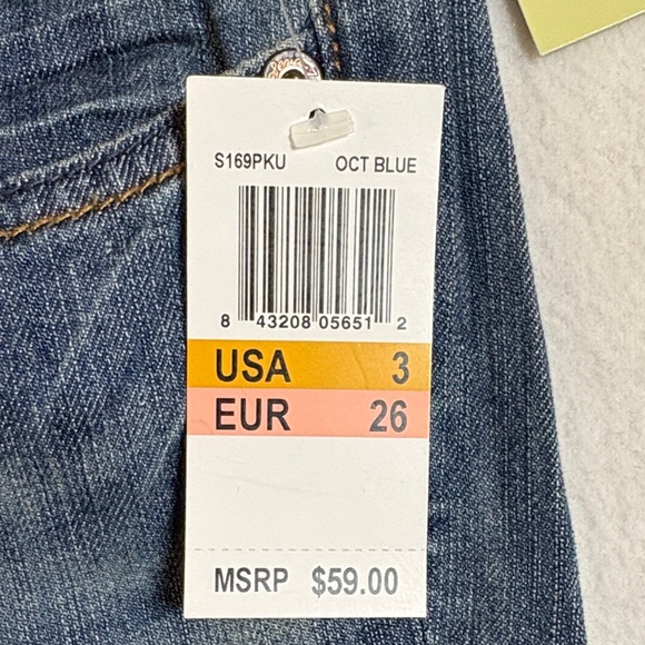 Seven7 Classic Denim Flare Jeans - Picture 4 of 14